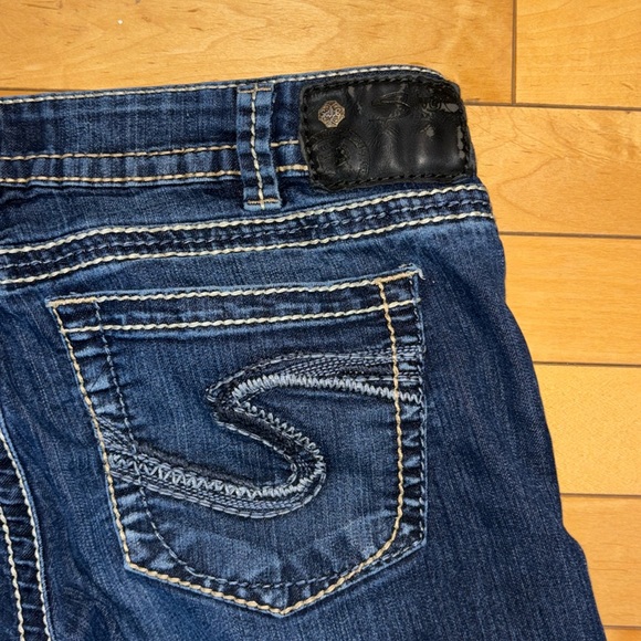 Silver Jeans Tuesday Crop Pants - Picture 7 of 10